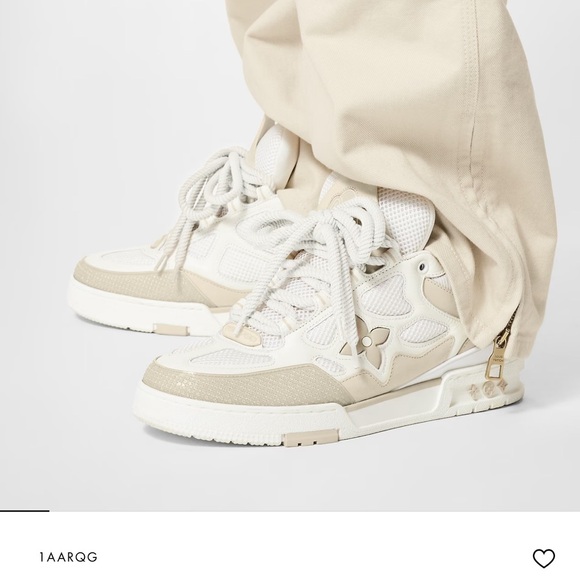 LV Skate Sneaker. Used twice.Real price is $1,340. Purchased in LV store. - Picture 8 of 8